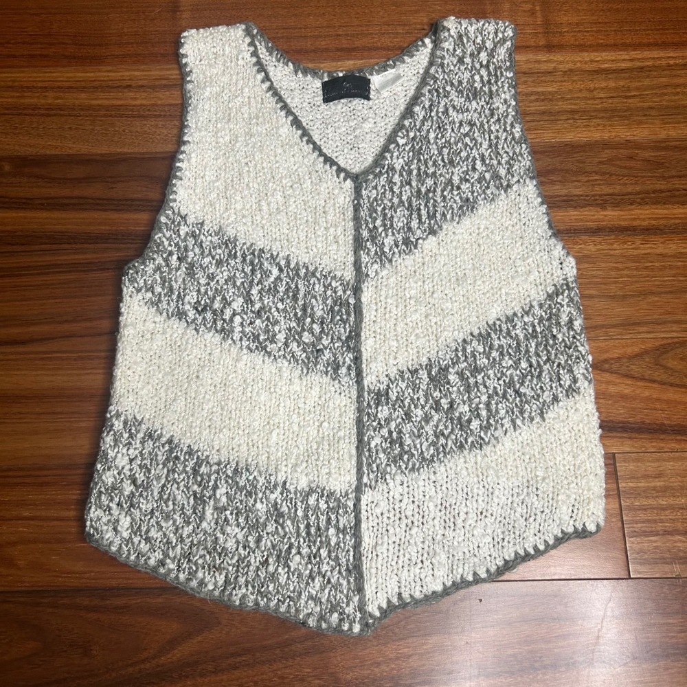 Jonathan Martin Knit Vest Sleeveless Sweater Chevron Pattern Wool Blend M